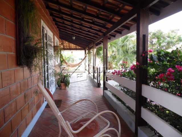 Conheça varanda do imóvel - Casa em Condomínio 4 quartos à venda Itatiba,SP Loteamento Itatiba Country Club - R$ 860.000 - FCCN40046 - 19 varanda - 19