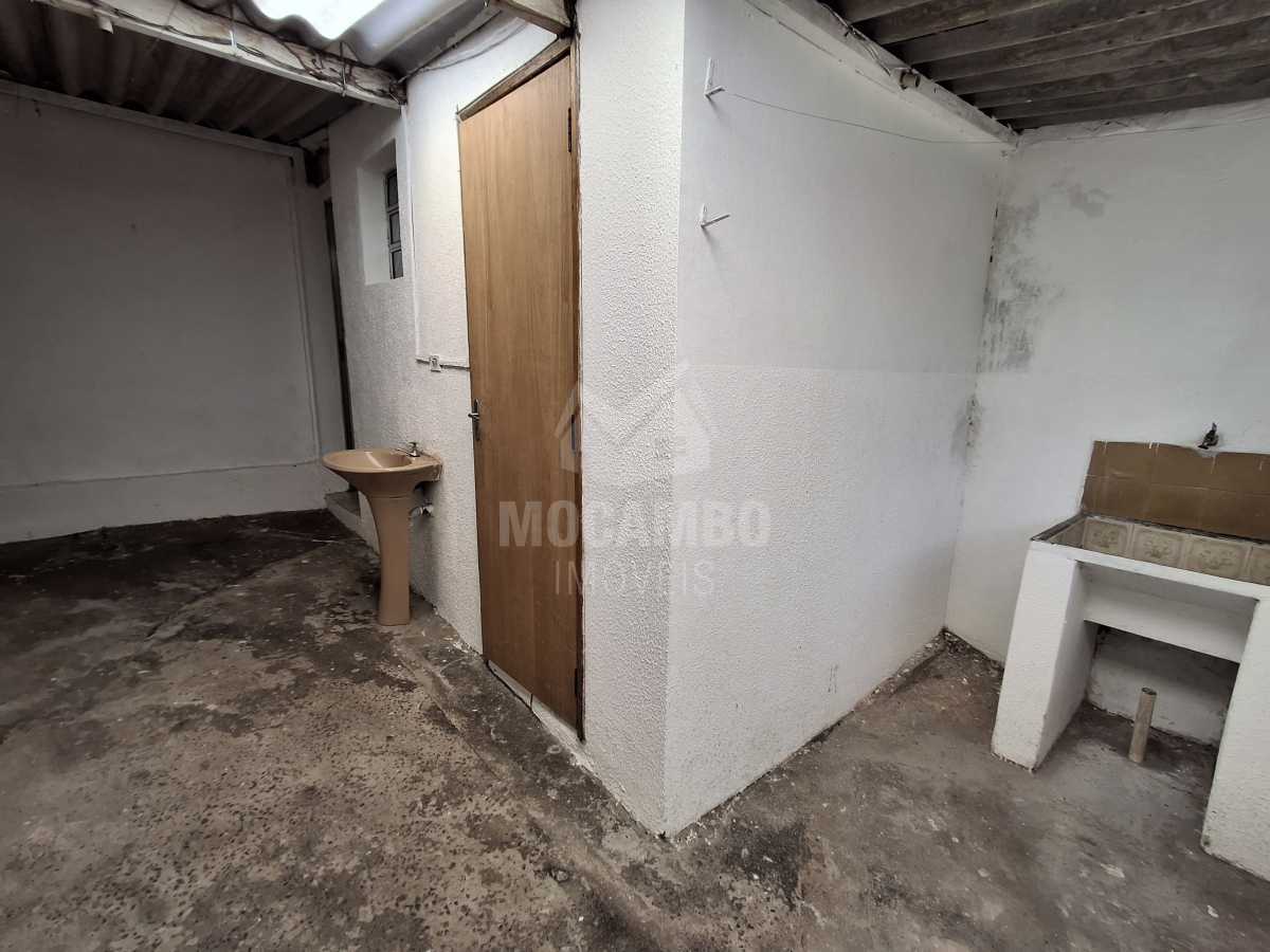 Área de Serviço - 16