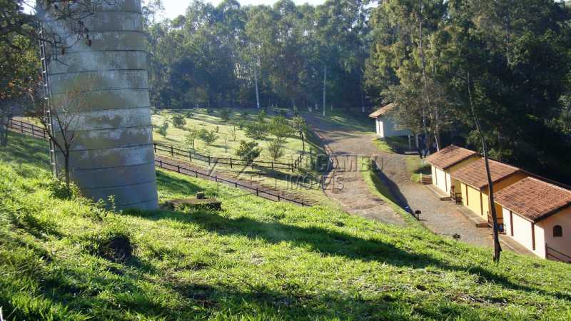 Sitio em Itatiba - 15
