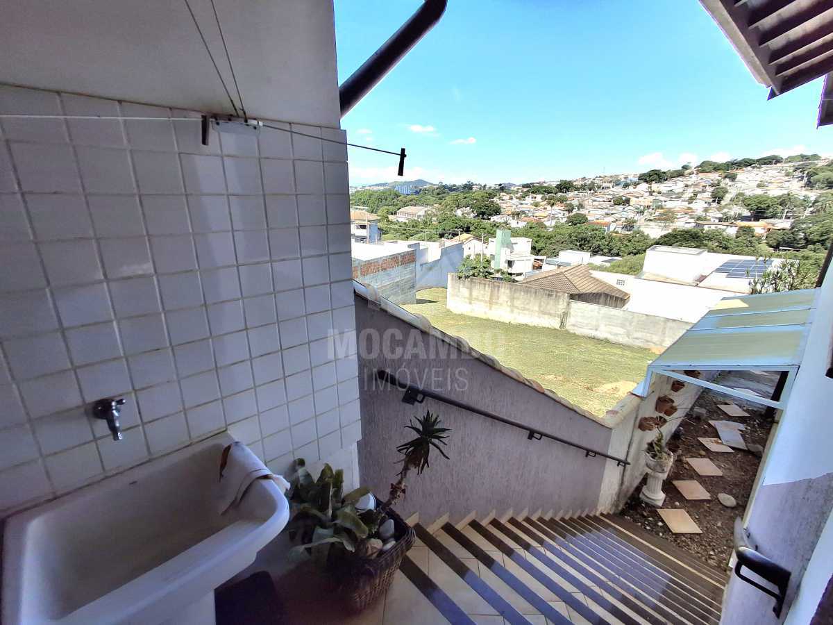 Acesso ao piso inferior - 10