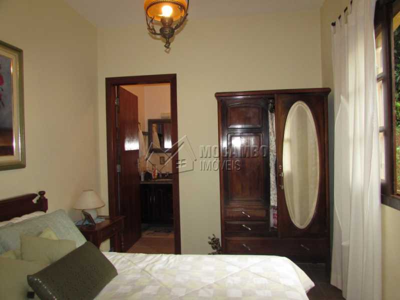 Suite 2 - 13