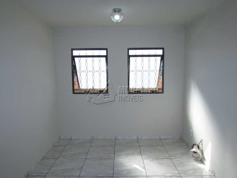 Sala - 8