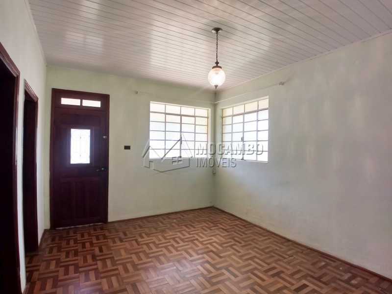 Conheça Sala do imóvel - Casa 2 quartos para alugar Itatiba,SP Bairro da Aparecidinha - R$ 1.400 - FCCA21028 - 5 Sala - 5