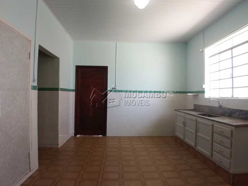 Conheça Cozinha do imóvel - Casa 2 quartos para alugar Itatiba,SP Bairro da Aparecidinha - R$ 1.400 - FCCA21028 - 6 Cozinha - 6