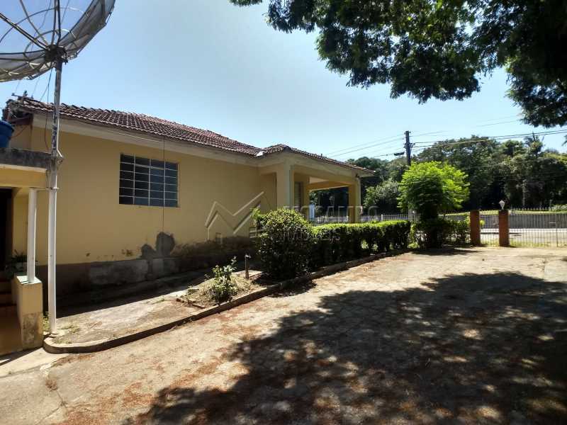 Conheça Área Externa do imóvel - Casa 2 quartos para alugar Itatiba,SP Bairro da Aparecidinha - R$ 1.400 - FCCA21028 - 4 Área Externa - 4