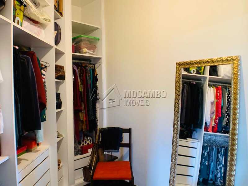 Closet  - 18