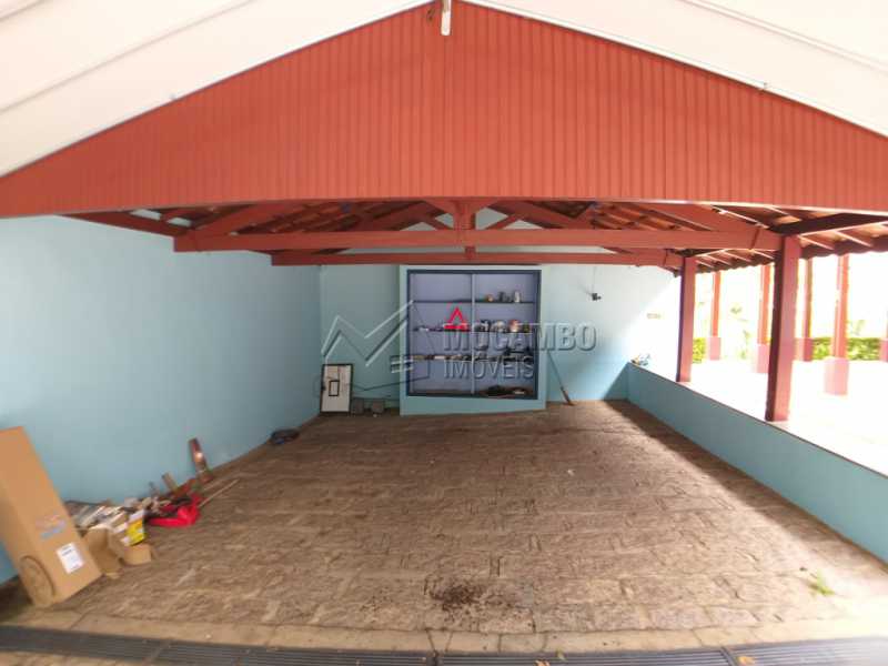 garagem coberta - 22