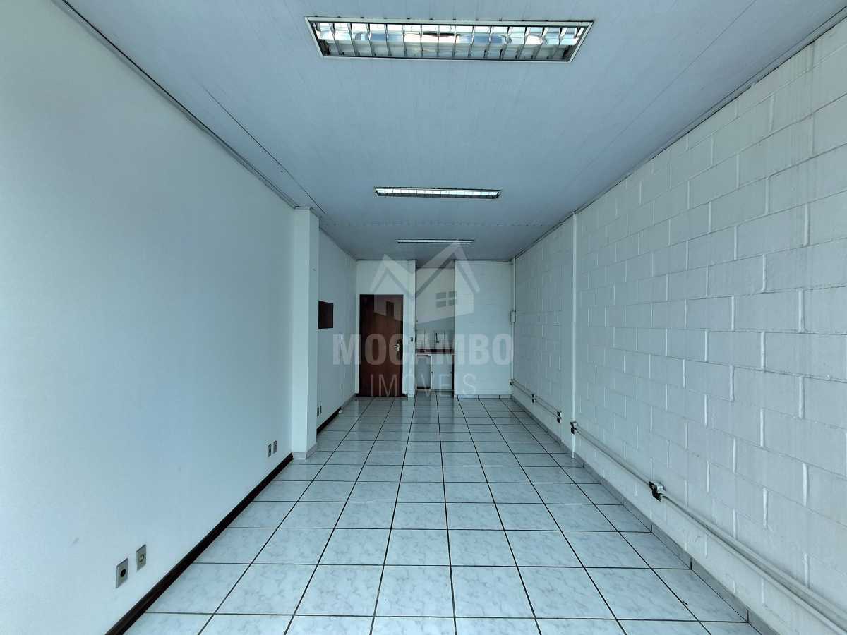 Conheça Sala do imóvel - Sala Comercial 20m² para alugar Itatiba,SP Jardim Galetto - R$ 850 - FCSL00192 - 3 Sala - 3