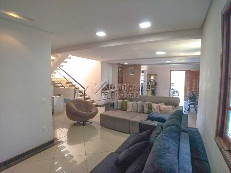 Sala - 4