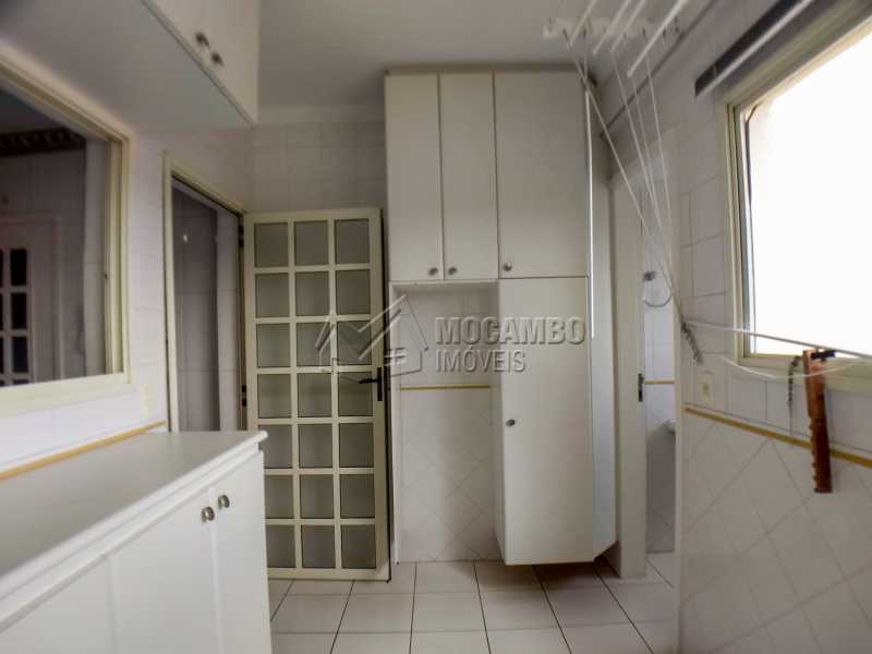 Área de Serviço - 12