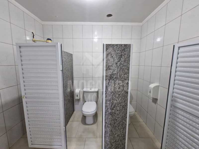 Banheiro térreo - 10