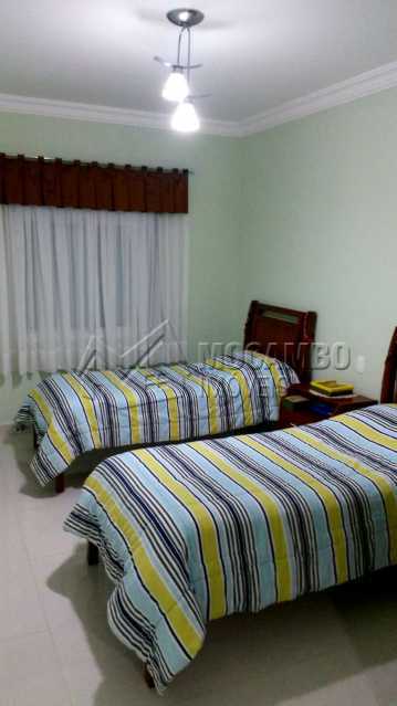 Quarto - 17