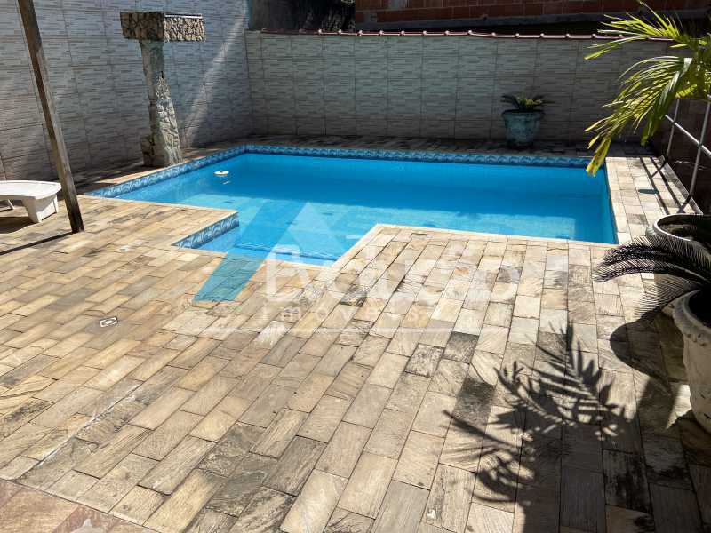 PISCINA - 2