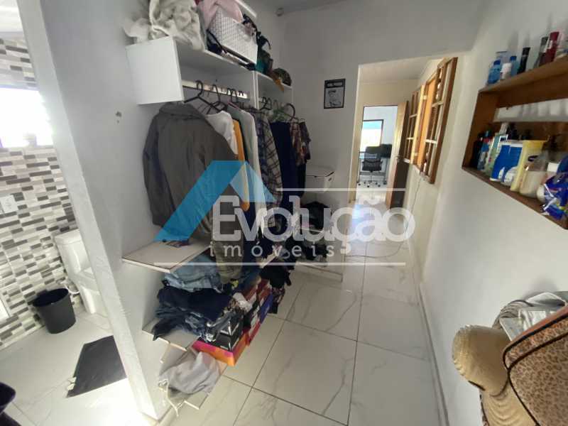 CLOSET DE CIMA - 21