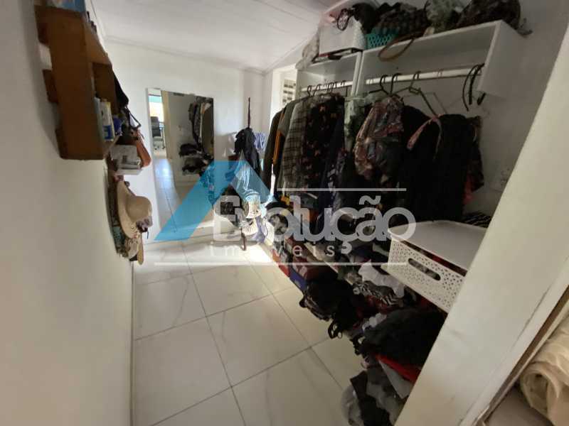 CLOSET DA SUÍTE DE CIMA - 22