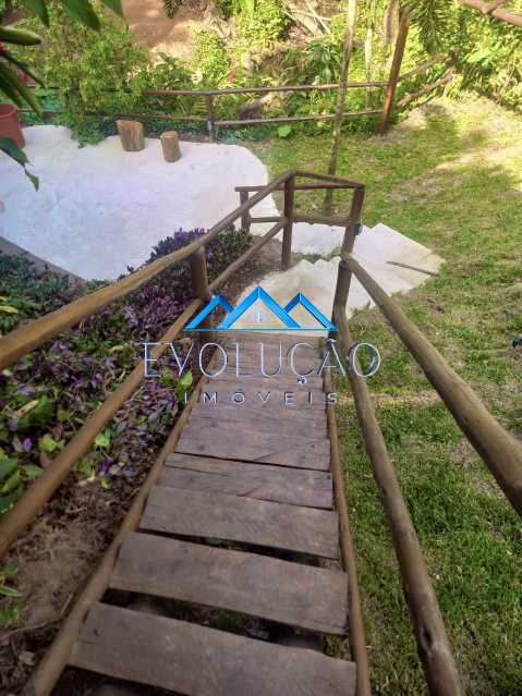 FUNDOS DA CASA - 4