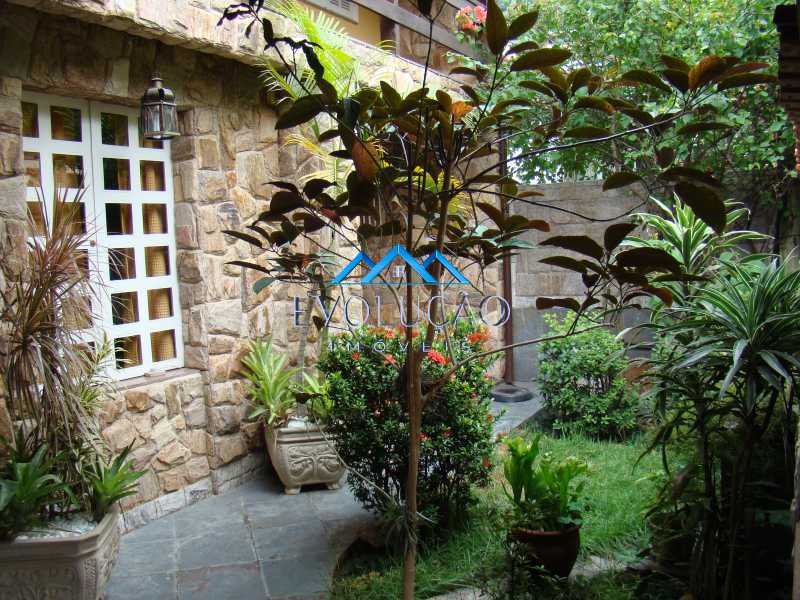 Casa Jardim Frontal02 - 5
