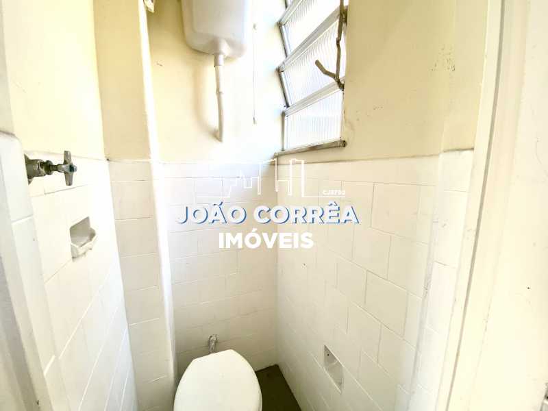 19 Banheiro servico - 19