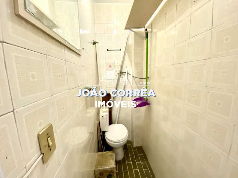 17 Banheiro servico - 17