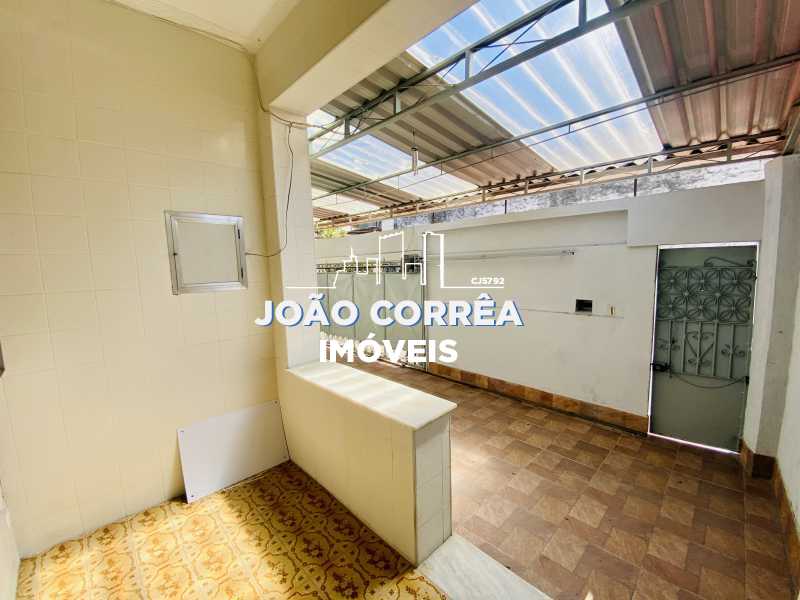 Conheça 05 Varanda com area frente do imóvel - Casa à venda Rua Oscar, Quintino Bocaiúva, Rio de Janeiro - R$ 355.000 - CBCA20017 - 5 05 Varanda com area frente - 5
