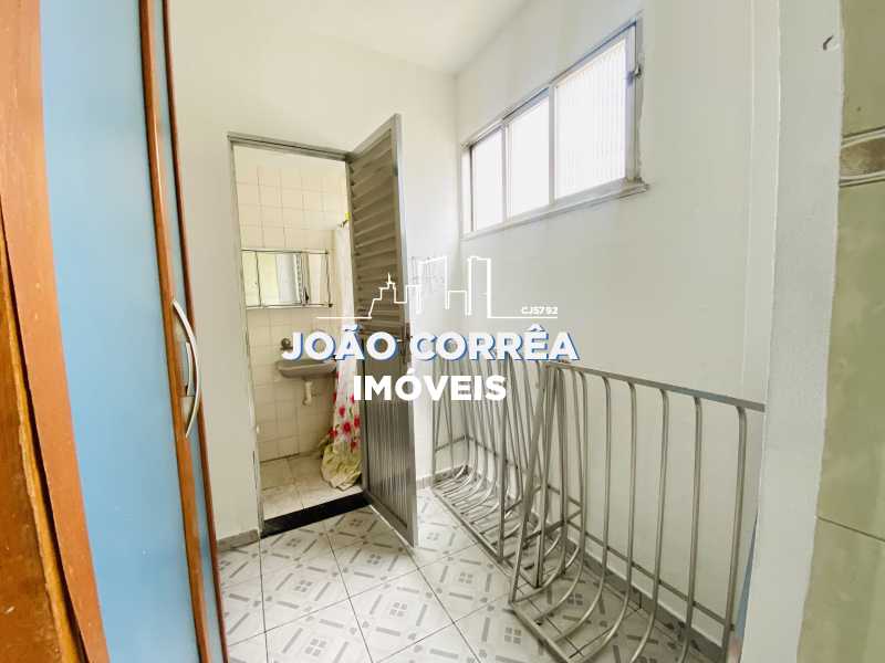 14 quarto de servico - 14