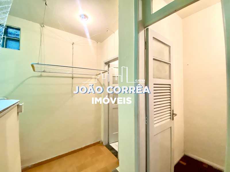 15 Area e quarto de servico - 15