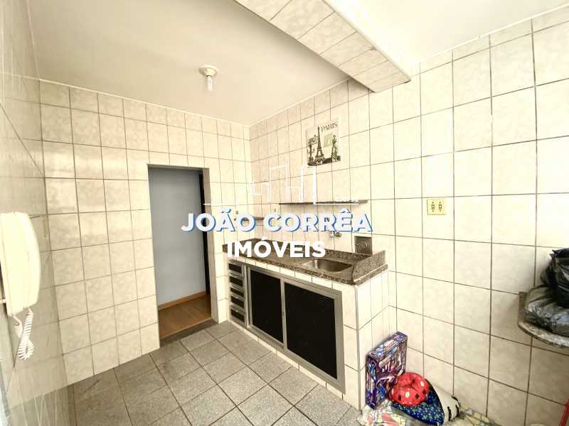 Foto 16 - 16