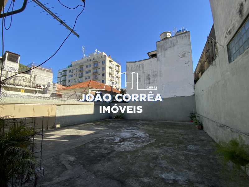 19 Garagem e area fundos. - 19