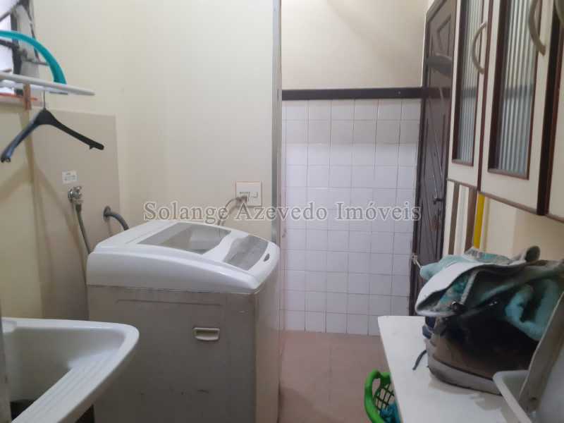 thumbnail_PHOTO-2022-10-28-20- - 16