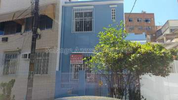 Ótima localização - Casa duplex em localização fantástica. Em frente ao Shopping Tijuca. - TJCA30064