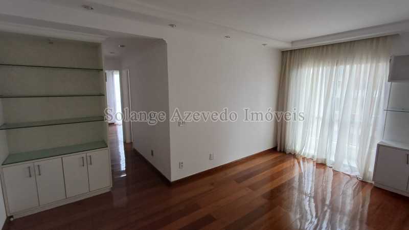 WhatsApp Image 2025-10-16 at 1 - 3