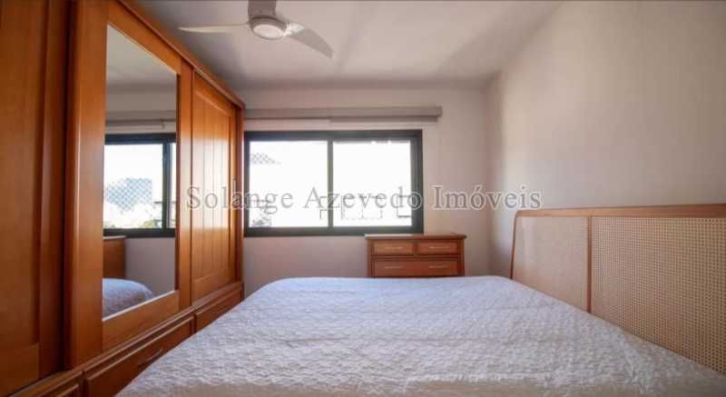 WhatsApp Image 2025-10-20 at 1 - 18