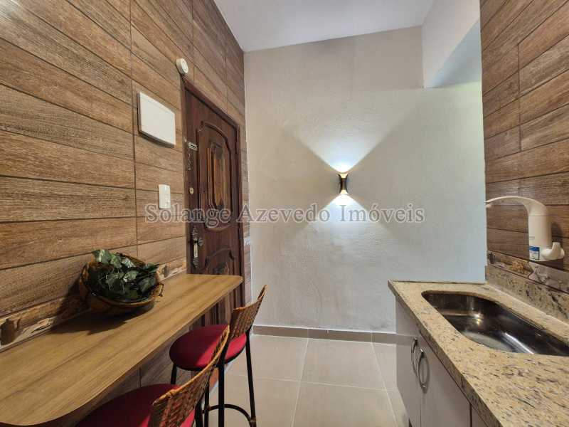 bd895e5aec32cd05whatsappimage2 - 18