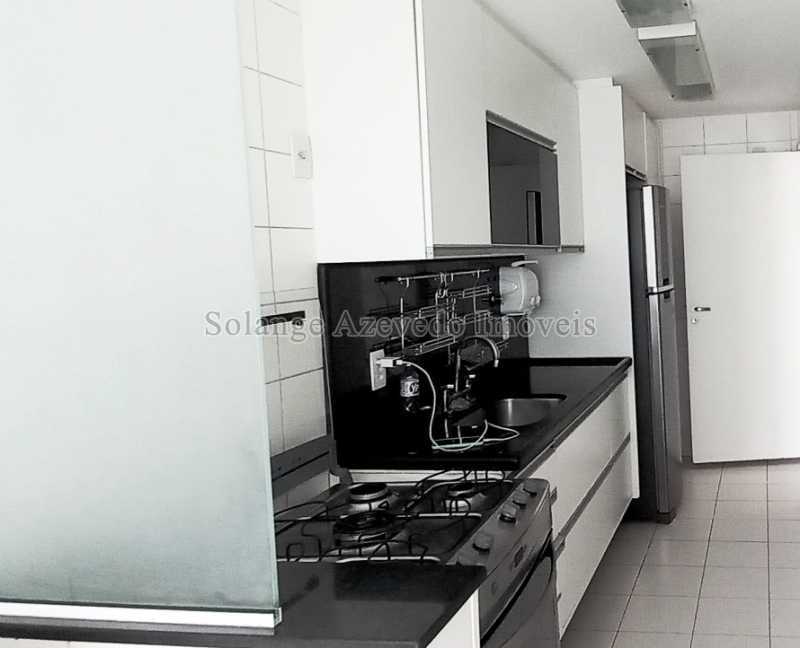 PHOTO-2025-10-21-10-03-13 - 4