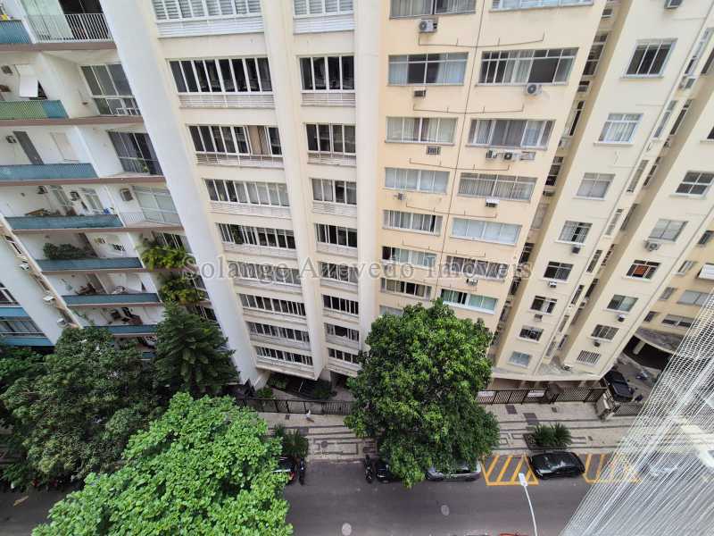 31d80e3c-30a7-49ab-bd1f-e27c6a - 12