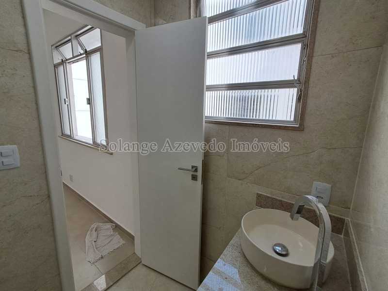 PHOTO-2025-12-08-15-04-01 - 5