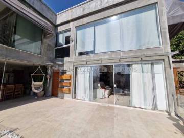 Imperdível - Rua Olegário Mariano - Alto Uruguai - Tijuca - Casa espetacular de 337 m² com vista panorâmica à venda 3 quartos e piscina borda infinita. - TJCA30069