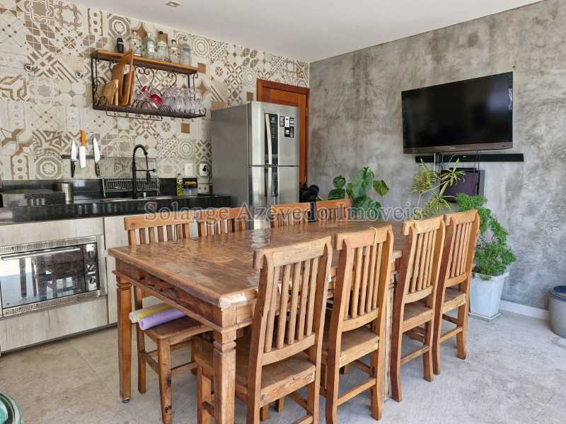 WhatsApp Image 2025-12-18 at 1 - 10