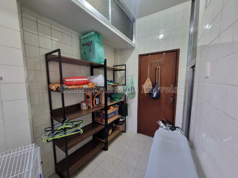 Área de Serviço.  - 22