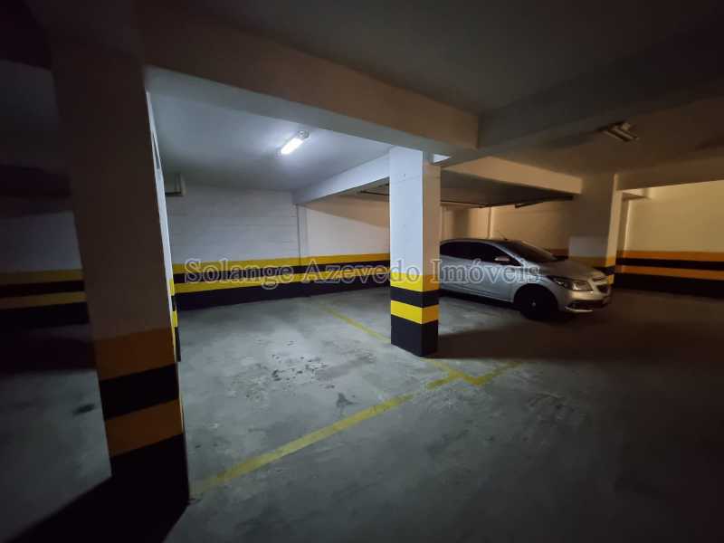 Garagem 2 vagas.  - 30