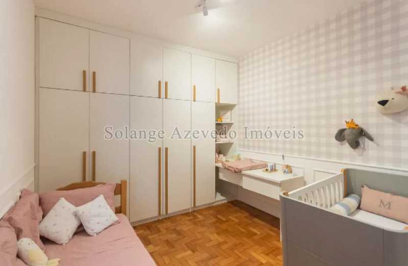 Quarto 2.  - 17