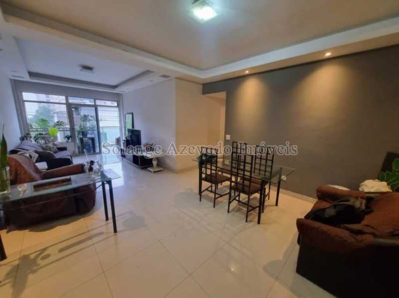 Sala ampla em 2 ambientes. - 2