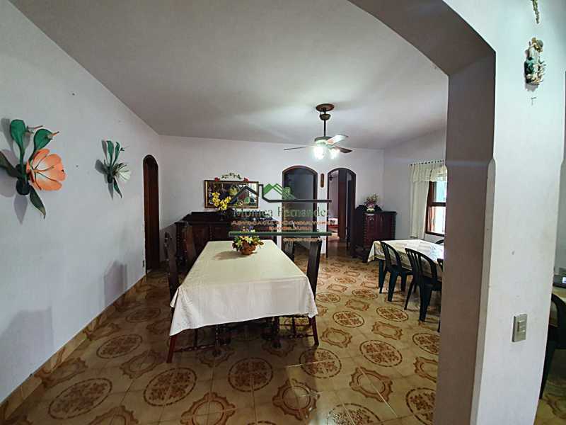 Conheça 20230111_155323 do imóvel - Casa com 3 Pavimentos (sendo o 3º Terraço com Vista da Praia), Podendo ser uma Pousada. Bom Para Investidor. - R416 - 11 20230111_155323 - 11