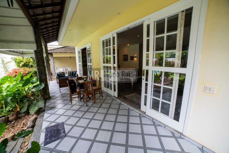 Conheça fotos -30 do imóvel - Casa em Condomínio à venda Rua José Leal da Silva, Barra da Tijuca, Rio de Janeiro - R$ 4.500.000 - MRCN40008 - 7 fotos -30 - 7