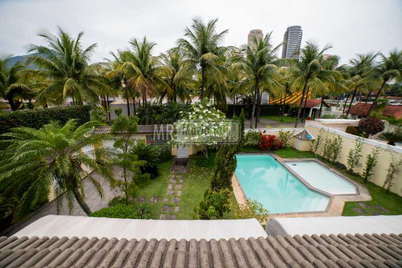 Conheça WhatsApp Image 2025-01-15 at 1 do imóvel - Casa em Condomínio à venda Rua José Leal da Silva, Barra da Tijuca, Rio de Janeiro - R$ 4.500.000 - MRCN40008 - 13 WhatsApp Image 2025-01-15 at 1 - 13