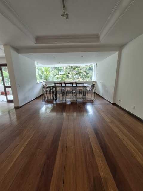 20251107_121938 Copy - 6