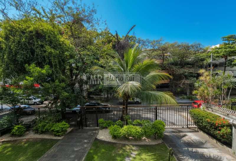 WhatsApp Image 2025-11-13 at 1 - 1