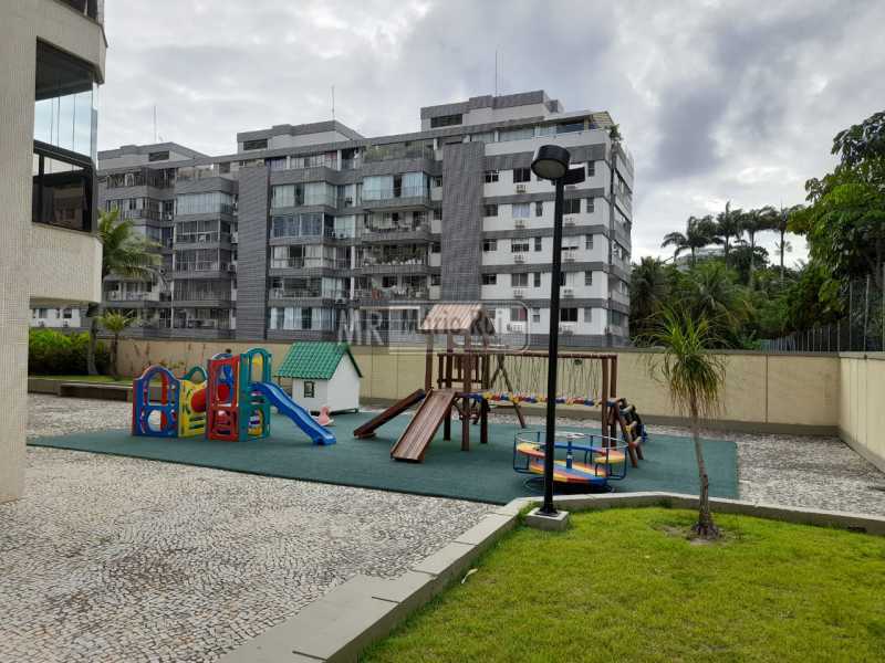 WhatsApp Image 2025-12-04 at 1 - 12