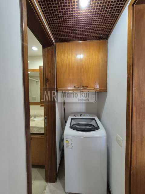 20251001_143321 Copy - 9