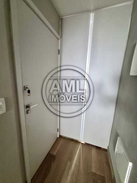 3fb90ef6-6315-4634-9759-94ea92 - 8